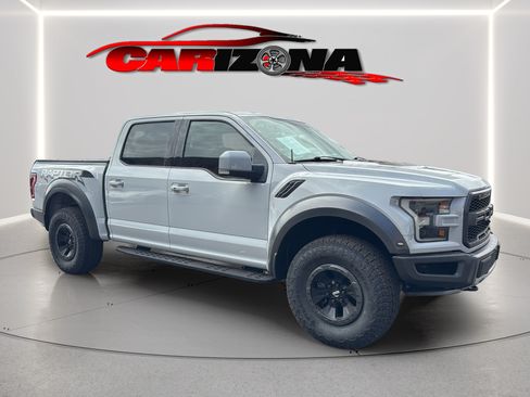 Used 2017 Ford F150 Raptor w/ Equipment Group 802A Luxury AWD/4WD image 2