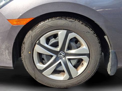 Used 2018 Honda Civic LX image 9