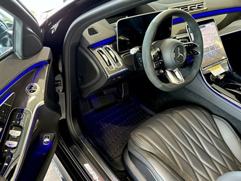 New 2025 Mercedes-Benz S 63 AMG S image 17