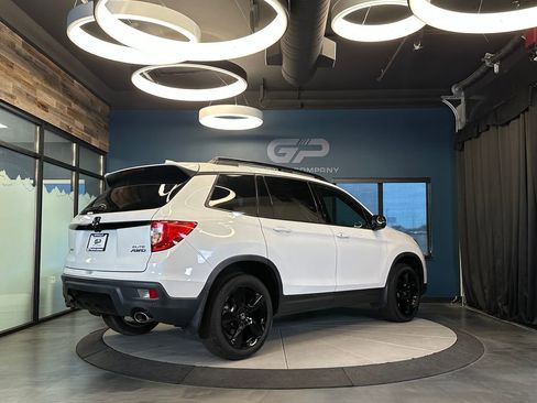 Used 2021 Honda Passport Elite image 3