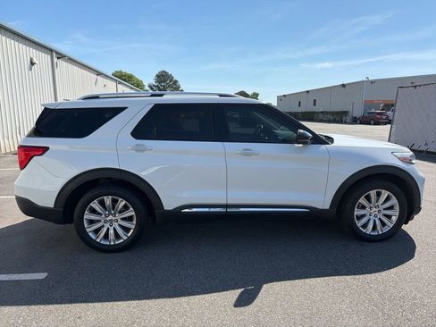 Used 2020 Ford Explorer Limited w/ Class III Trailer Tow Package image 8