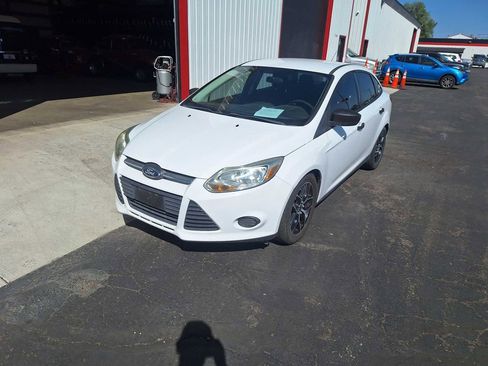 Used 2013 Ford Focus S FWD image 1