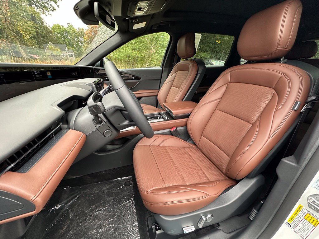 New 2026 Lincoln Nautilus Reserve AWD/4WD image 18