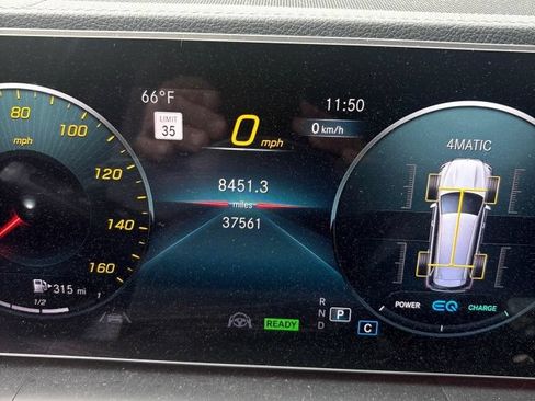 Used 2022 Mercedes-Benz GLS 580 4MATIC image 7