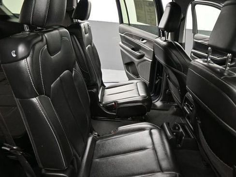 Used 2024 Jeep Grand Cherokee L Limited w/ Black Appearance Package AWD/4WD image 24