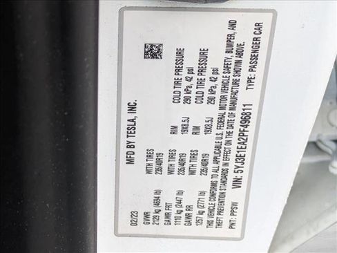 Used 2023 Tesla Model 3 Standard Range image 15