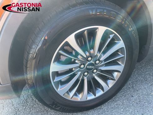 Used 2021 Lincoln Nautilus FWD w/ Equipment Group 101A image 11