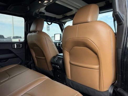 Used 2022 Jeep Wrangler Unlimited Sahara w/ Cold Weather Group image 22