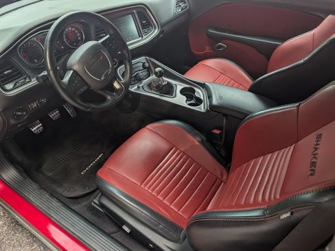 Used 2016 Dodge Challenger R/T Scat Pack RWD image 16