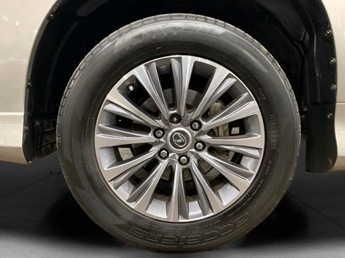 Used 2021 Lexus GX 460 Luxury w/ Off Road Package image 21