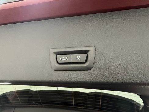 Used 2025 BMW X3 xDrive30i w/ Premium Package image 51