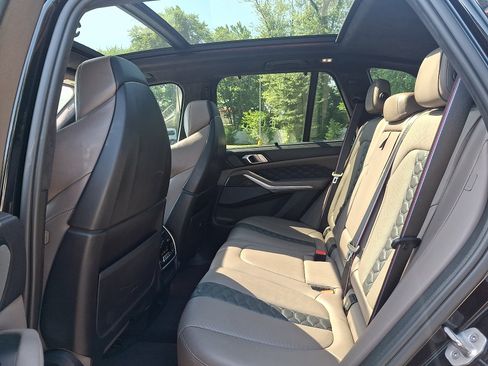 Used 2021 BMW X5 M w/ Competition Package AWD/4WD image 11