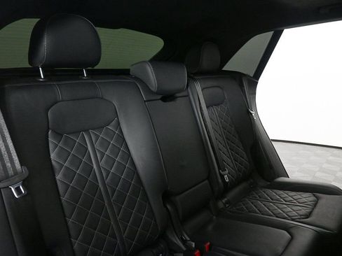 Used 2024 Audi SQ8 Prestige w/ Prestige Package image 19