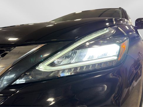 Used 2024 Nissan Murano SV AWD/4WD image 14