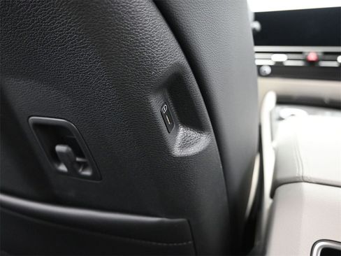 New 2026 Kia Sportage AWD Hybrid image 15