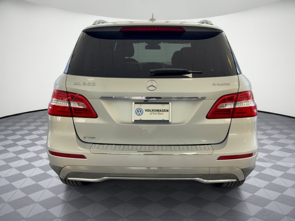 Used 2013 Mercedes-Benz ML 350 4MATIC w/ Premium 1 Pkg image 11