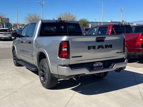 New 2026 RAM 1500 4x4 Crew Cab image 3