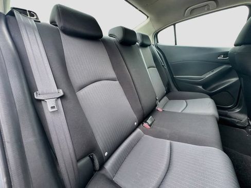 Used 2016 MAZDA MAZDA3 i Sport FWD image 24