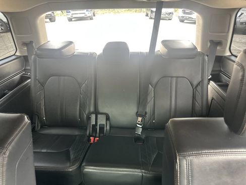 Used 2021 Ford Expedition Platinum RWD image 27