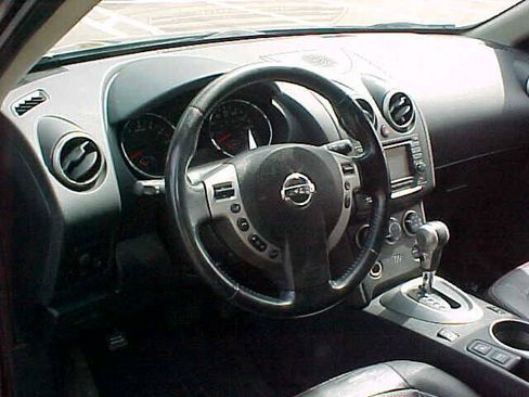 Used 2012 Nissan Rogue SL AWD/4WD image 18