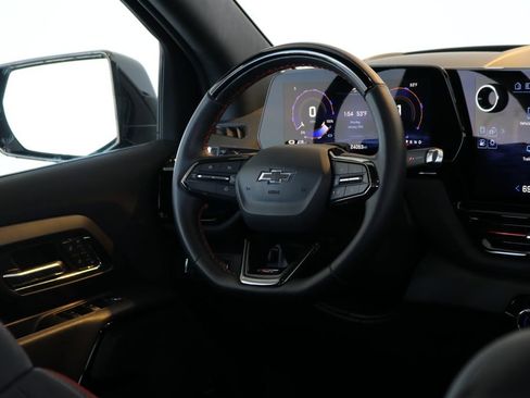 Used 2025 Chevrolet Silverado EV RST image 33