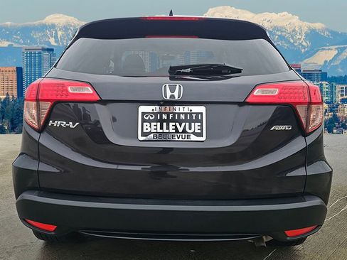 Used 2017 Honda HR-V EX image 14