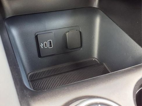 New 2026 Ford Explorer Active image 8