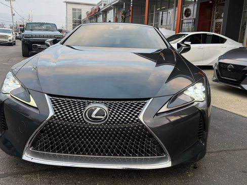 Used 2021 Lexus LC 500 Convertible image 23