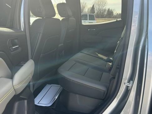 New 2026 Chevrolet Colorado ZR2 AWD/4WD image 33