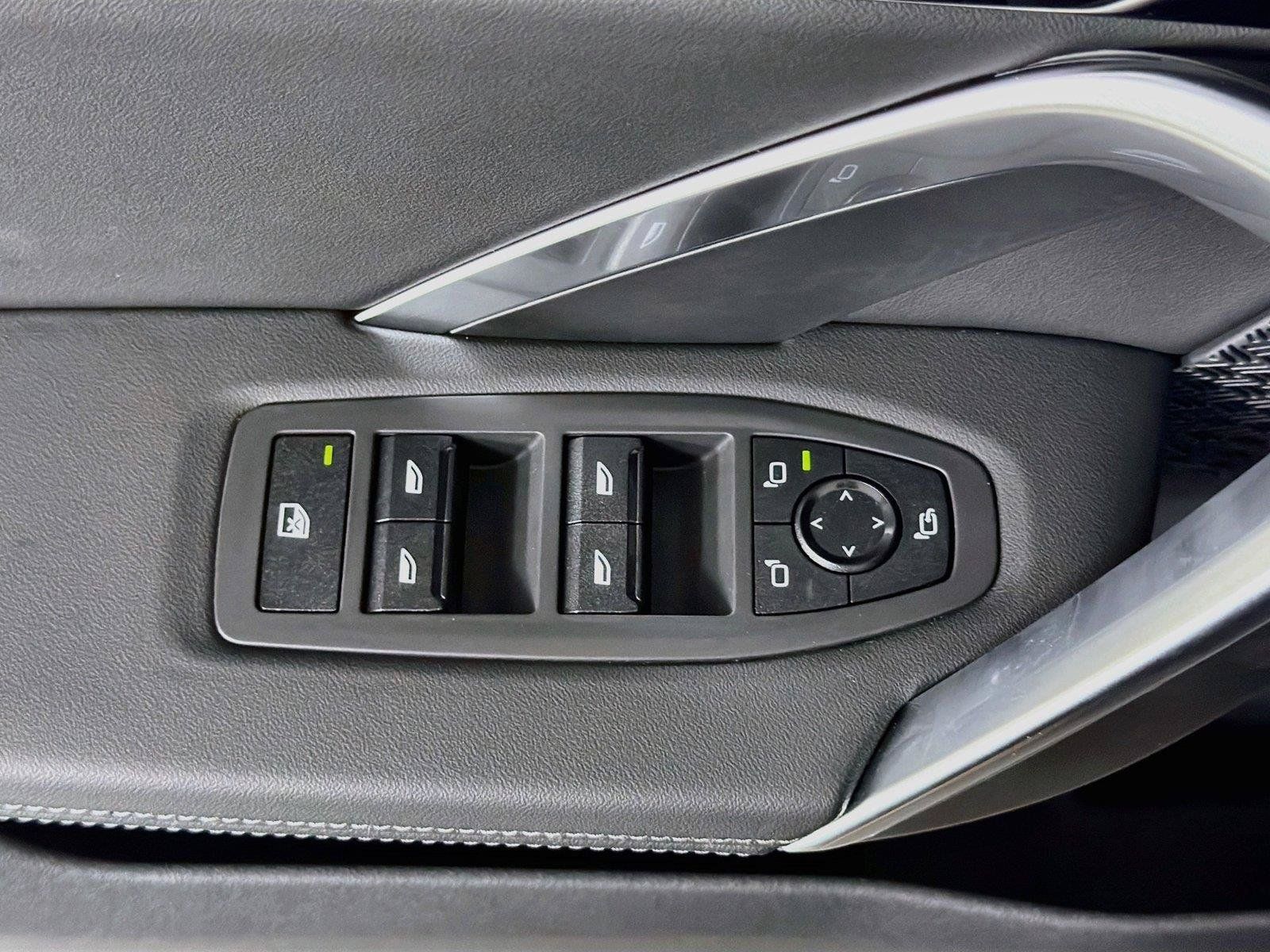 New 2027 BMW X1 xDrive28i AWD/4WD image 17