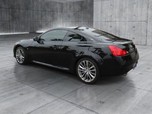 Used 2014 INFINITI Q60 Journey w/ Premium Package image 3