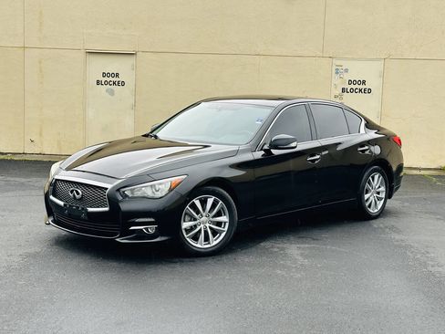 Used 2017 INFINITI Q50 3.0t Premium image 4