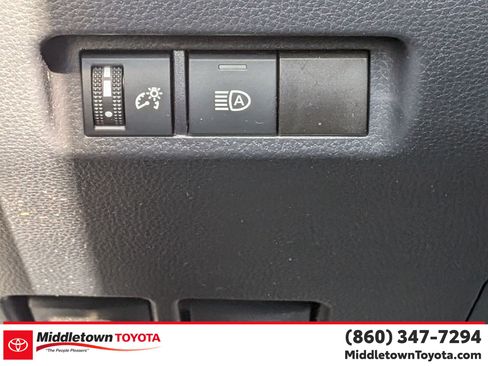Certified 2025 Toyota RAV4 XLE AWD/4WD image 18