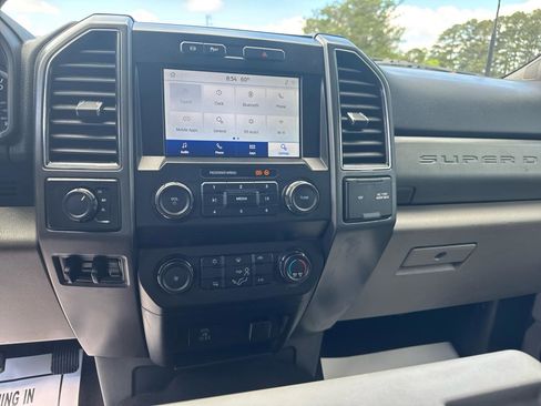 Used 2022 Ford F250 XLT AWD/4WD image 17