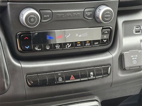 New 2026 RAM ProMaster 3500 w/ Convenience Group image 21