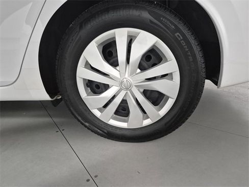 Used 2023 Nissan Versa S w/ Electronics Package image 12