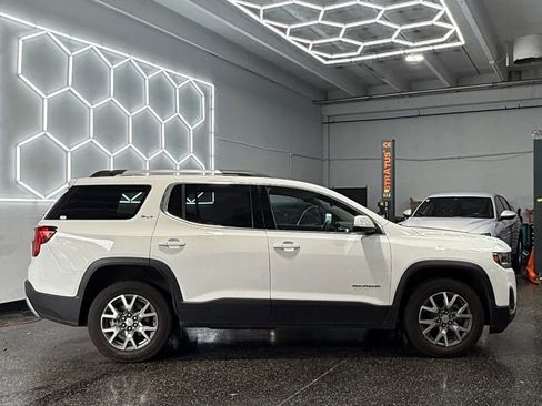 Used 2023 GMC Acadia SLT AWD/4WD image 6