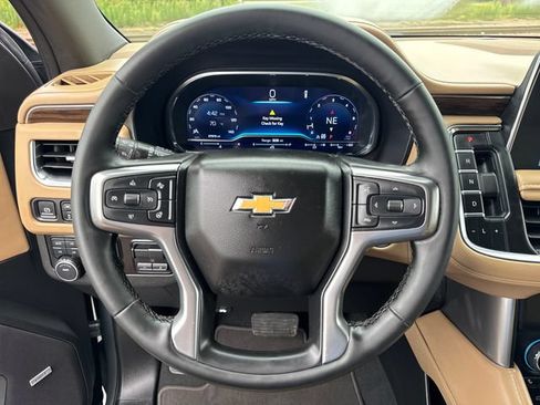 Used 2024 Chevrolet Tahoe Premier w/ Premium Package AWD/4WD image 15