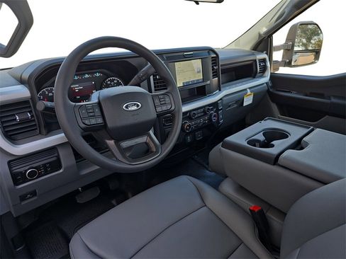 New 2026 Ford F250 XL image 9