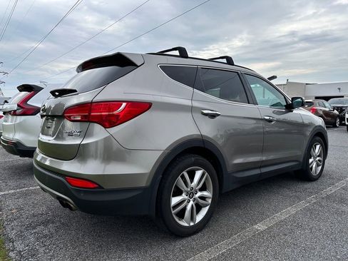 Used 2016 Hyundai Santa Fe Sport 2.0T w/ Option Group 05 AWD/4WD image 4