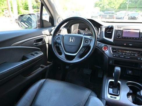Used 2018 Honda Ridgeline RTL image 9