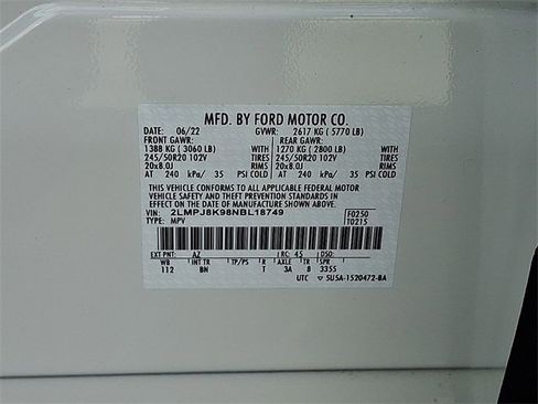 Certified 2022 Lincoln Nautilus Reserve w/ Equipment Group 201A image 27