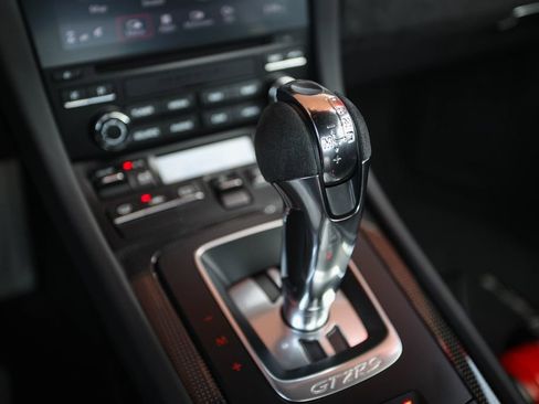 Used 2018 Porsche 911 GT2 RS RWD image 34