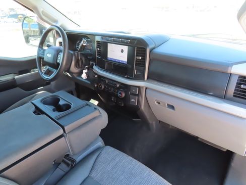 Used 2024 Ford F250 XLT image 16
