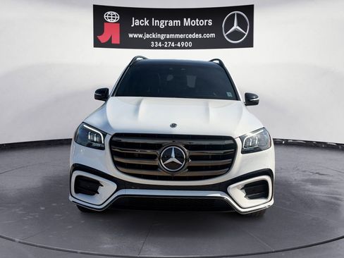 Certified 2024 Mercedes-Benz GLS 450 4MATIC image 8