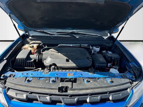 Used 2022 Chevrolet Colorado LT w/ Safety Package image 28