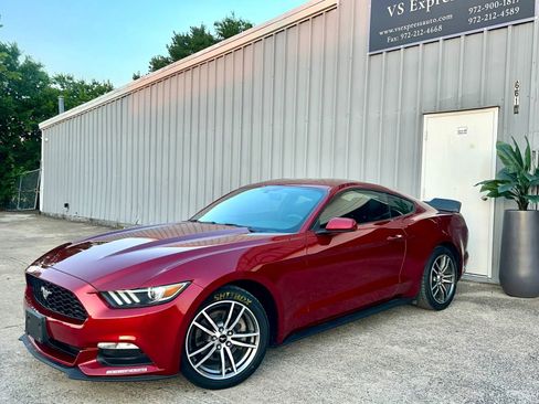 Used 2016 Ford Mustang Coupe RWD image 3
