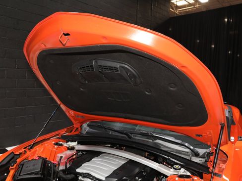 Used 2020 Chevrolet Camaro SS image 88