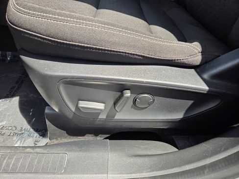 Certified 2024 Ford Escape Active FWD image 10