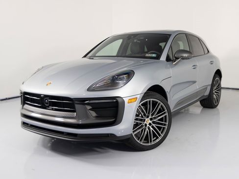 New 2026 Porsche Macan Turbo image 6